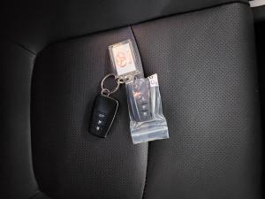 Toyota Corolla Cross 1.8 GR-Sport - Image 17