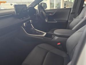 Toyota RAV4 2.5 Plug-In Hybrid E-Four - Image 7