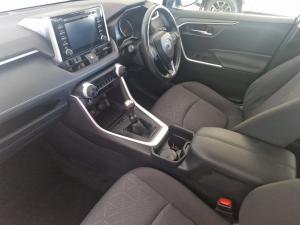 Toyota RAV4 2.0 GX - Image 7