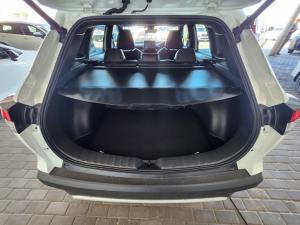 Toyota Corolla Cross 1.8 HEV XR - Image 13