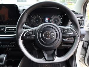Toyota Starlet 1.5 XR auto - Image 8
