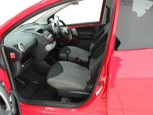 Toyota Aygo 1.0 Wild - Image 7