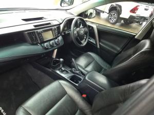 Toyota RAV4 2.0 GX auto - Image 7