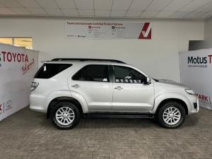 Toyota Fortuner 3.0D-4D Ltd edition auto - Image 3