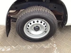 Toyota Hilux 2.4GD single cab S (aircon) - Image 13