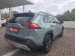 Toyota RAV4 2.5 Hybrid GX-R E-Four - Image 2