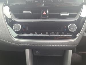 Toyota Corolla Cross 1.8 HEV XR - Image 16