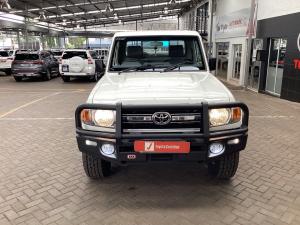 Toyota Land Cruiser 79 4.2D single cab - Image 4