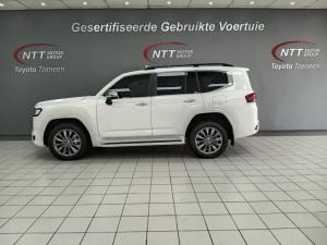 Toyota Landcruiser 300 V6 3.3D ZX - Image 15