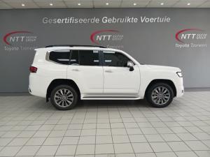 Toyota Landcruiser 300 V6 3.3D ZX - Image 3
