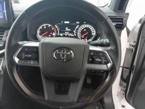 Toyota Landcruiser 300 V6 3.3D ZX - Image 8