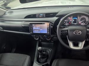 Toyota Hilux 2.4 GD-6 RB RaiderE/CAB - Image 6