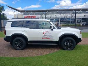 Toyota Prado TX 2.8GD automatic - Image 3