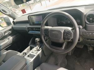 Toyota Prado TX 2.8GD automatic - Image 6