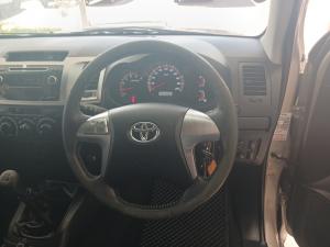 Toyota Hilux 3.0 D-4D Legend 45 R/BS/C - Image 10