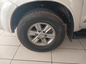 Toyota Hilux 3.0 D-4D Legend 45 R/BS/C - Image 15