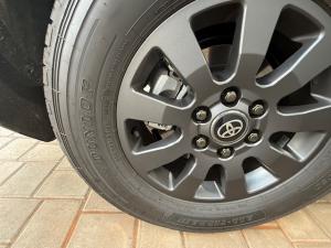 Toyota Prado VX-R 2.8GD automatic - Image 9