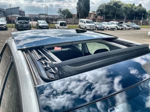 Volkswagen Polo hatch 1.0TSI Life auto - Image 20