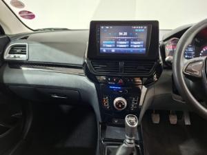 Mahindra XUV 3XO 1.2T MX2 manual - Image 7