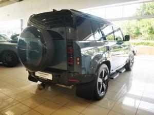 Land Rover Defender 110 D350 X-Dynamic HSE - Image 10