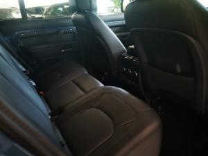 Land Rover Defender 110 D350 X-Dynamic HSE - Image 5