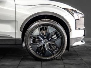 Volvo EX30 Cross Country Twin Motor Performance Ultra - Image 3