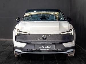 Volvo EX30 Cross Country Twin Motor Performance Ultra - Image 9