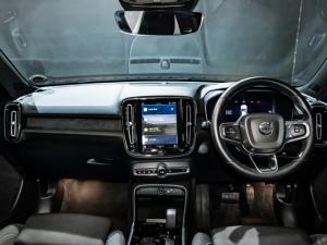 Volvo XC40 Recharge Single Motor Plus - Image 11