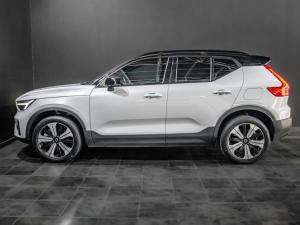 Volvo XC40 Recharge Single Motor Plus - Image 2