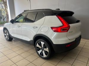 Volvo XC40 Recharge Single Motor Plus - Image 2