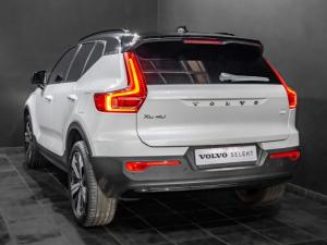 Volvo XC40 Recharge Single Motor Plus - Image 3