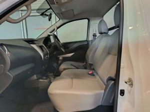 Nissan Navara 2.5DDTi single cab XE - Image 8