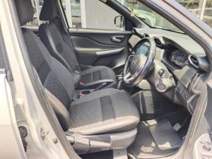 Nissan Almera 1.5 Acenta auto - Image 5