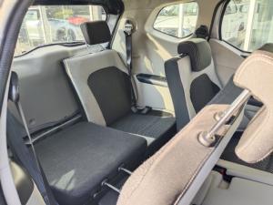 Renault Triber 1.0 Prestige auto - Image 10