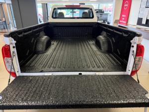 Nissan Navara 2.5DDTi single cab XE - Image 13