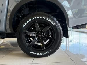 Nissan Navara 2.5DDTi double cab Pro-4X 4x4 - Image 13