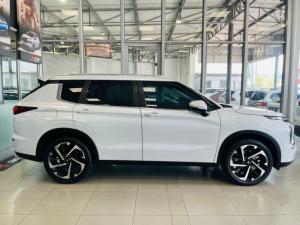 Mitsubishi Outlander 2.5 Exceed - Image 2