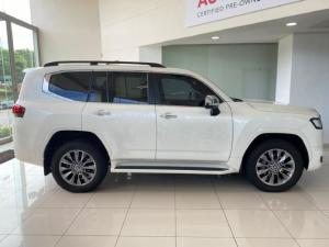 Toyota Land Cruiser 300 3.5T ZX - Image 5