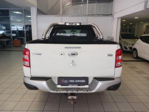 Mitsubishi Triton 2.4DI-D double cab 4x4 - Image 4