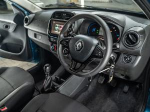 Renault Kwid 1.0 Techno manual - Image 16