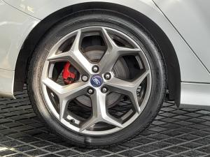 Ford Focus ST 3 - Image 28