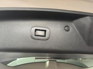 Nissan Patrol 5.6 V8 LE 4WD - Image 10