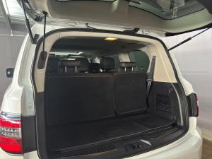 Nissan Patrol 5.6 V8 LE 4WD - Image 9