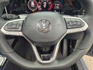 Volkswagen Golf 1.4TSI R-Line Plus - Image 23