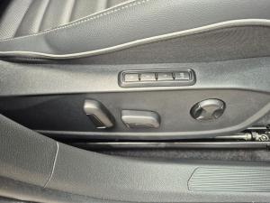 Volkswagen Golf 1.4TSI R-Line Plus - Image 28