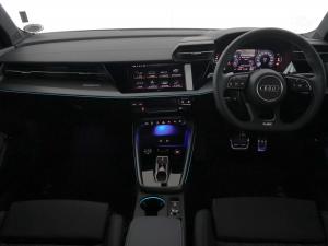 Audi S3 sedan TFSI quattro - Image 23