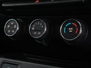 Renault Kiger 1.0 Zen manual - Image 21