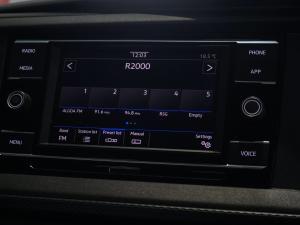 Volkswagen Transporter 2.0BiTDI Kombi SWB Trendline Plus 4Motion - Image 21