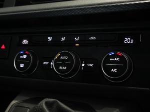 Volkswagen Transporter 2.0BiTDI Kombi SWB Trendline Plus 4Motion - Image 25