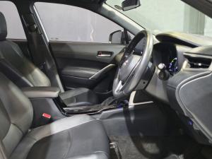 Toyota Corolla Cross 1.8 Hybrid XS - Image 8